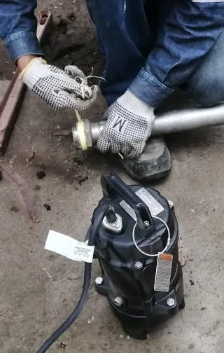 Bomba sumergible para tratamiento de agua y aguas residuales