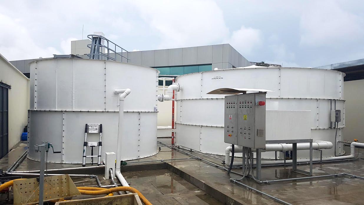 Tanques PRFV integrados en una planta de tratamiento AQUAGROUP